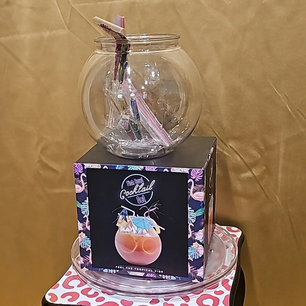 Two liter Fish Bowl Cocktail set in New in box umbrellas streamers straws … - Picture 3 of 8